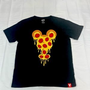 Uniqlo UT BLACK Disney Mickey Mouse Melt Pizza Slice SHORT SLEEVE T Shirt Small